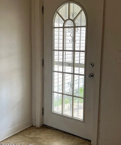 1100 Lydia St #1 — Photo 2