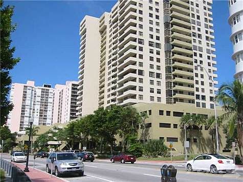 2nd image of 2555 Collins Ave APT 912