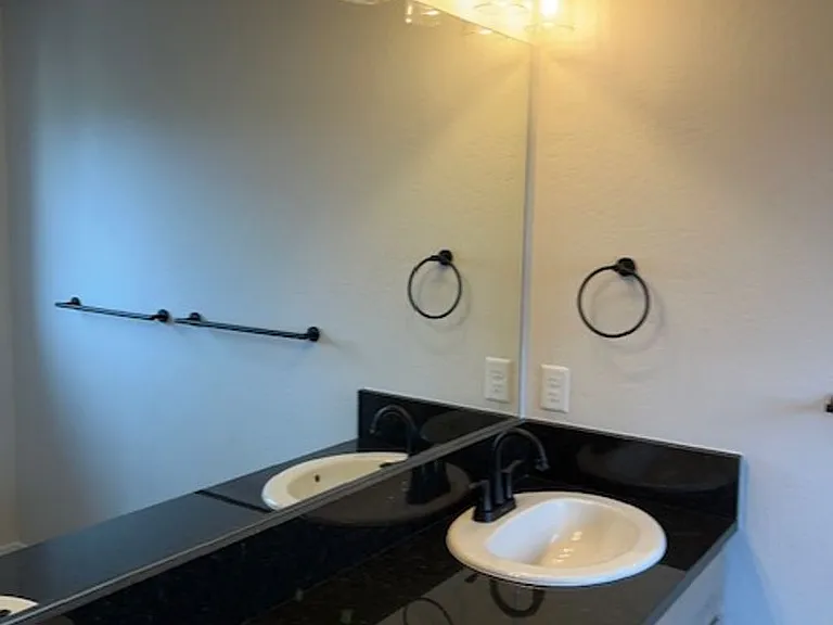 551 Nicholas Lee Dr — Photo 17