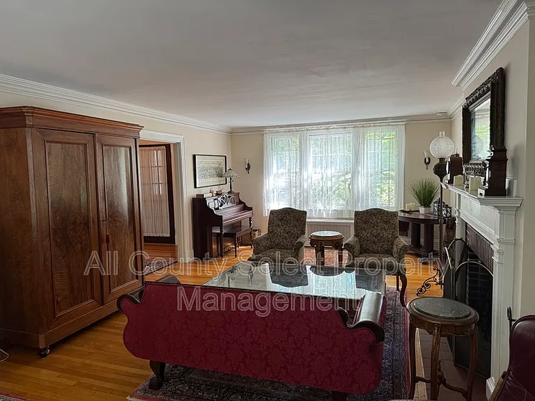 38 Baker Ave — Photo 28