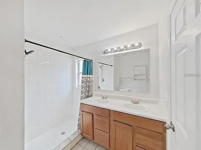 6512 N 24th St — Photo 11