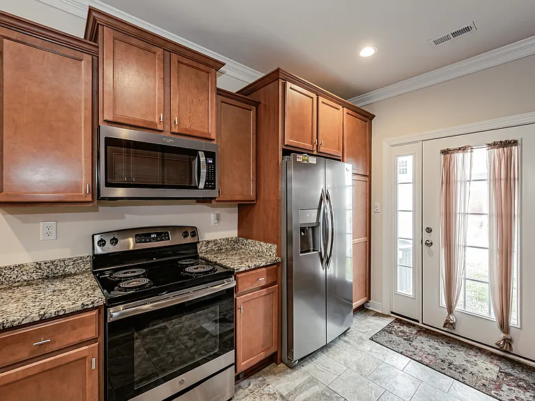 7380 Pebble Lake Dr — Photo 8