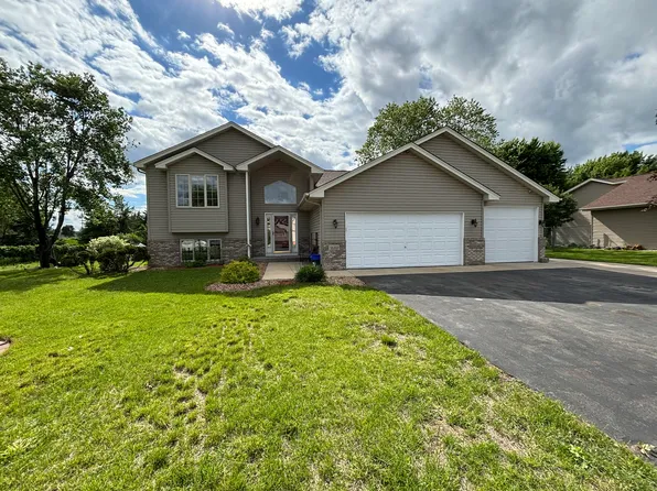 15312 Linnet St NW, Andover, MN 55304