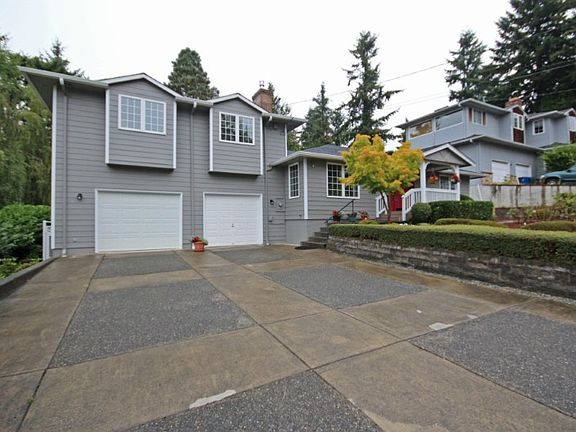 2nd image of 216 SW 192nd St