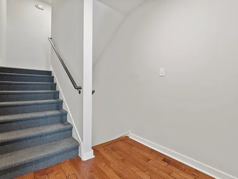 1329 N Randolph St #4 — Photo 35