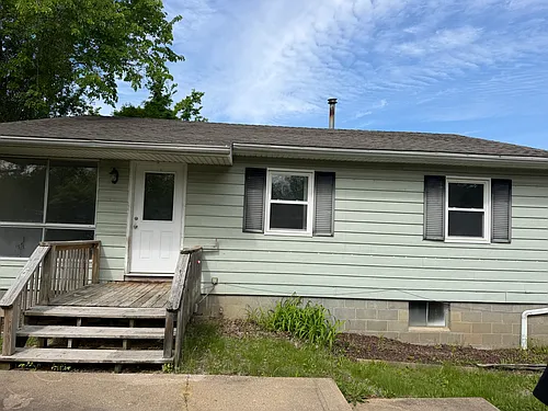 632 Groveland St Photo 1