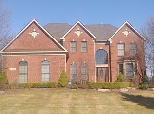 4316 Hickory Ridge Ct, Plymouth, MI 48170