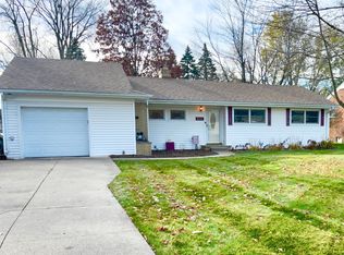 8106 Ogden Dr, Sterling Heights, MI 48314