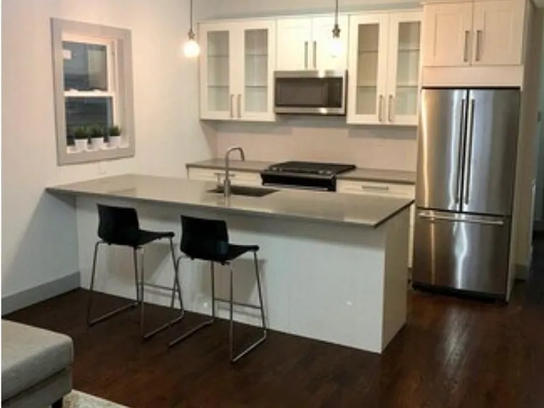 607 N 5th St #2 — Photo 3