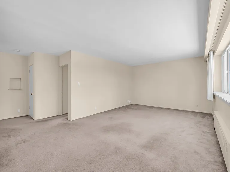 1101 Harwood St — Photo 17