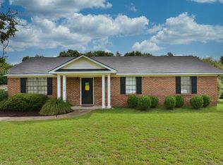 112 Woodstone Cir, Albany, GA 31701