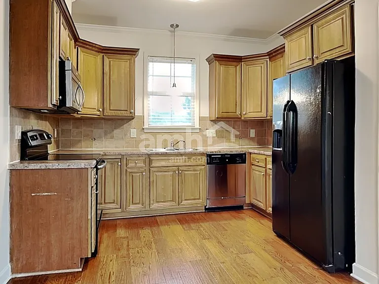 3307 Earl Of Mar Ct — Photo 3
