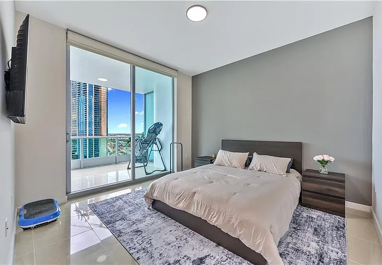 900 Biscayne Blvd #3109 — Photo 11