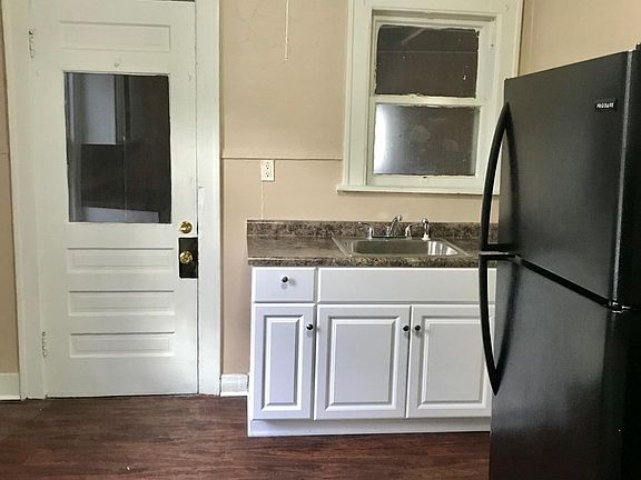 Large Kitchen - newly remodeled. New appliances.