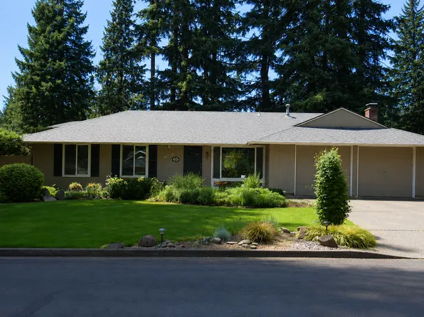 18565 Longfellow Ave, Lake Oswego, OR 97035