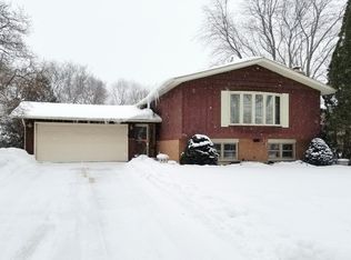 606 Claremont Dr, Downers Grove, IL 60516