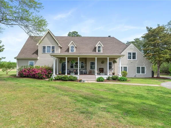 1428 N Muddy Creek Rd, Virginia Beach, VA 23456