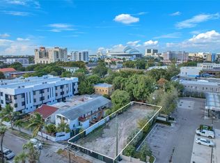 1227 SW 3rd St, Miami, FL 33135