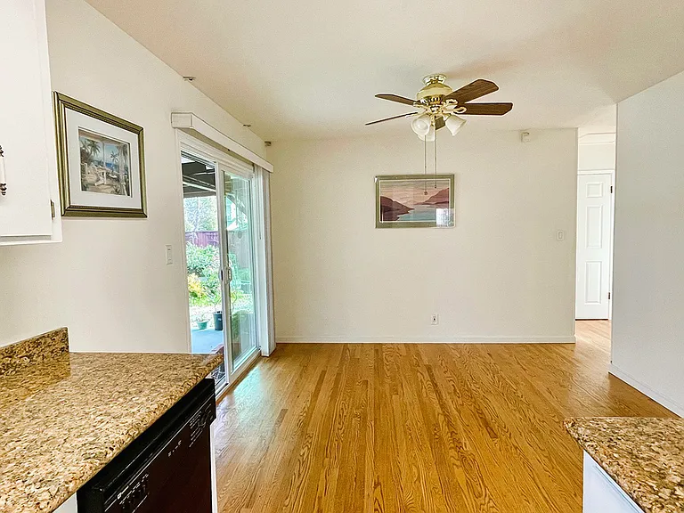 1114 S Stelling Rd — Photo 7