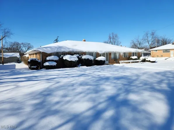 419 Center Rd, Bedford, OH 44146