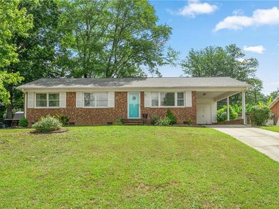 4201 Sacramento Dr, Greensboro, NC, 27406