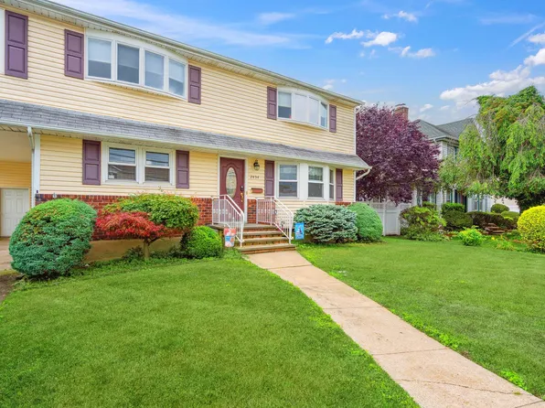 2454 Amherst Street, East Meadow, NY 11554