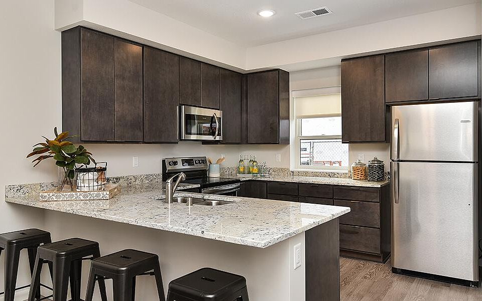 Townhome kitchen