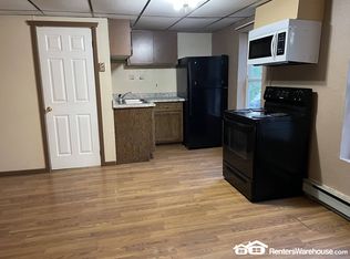 216 1/2 E Slocumb St, Rice Lake, WI 54868