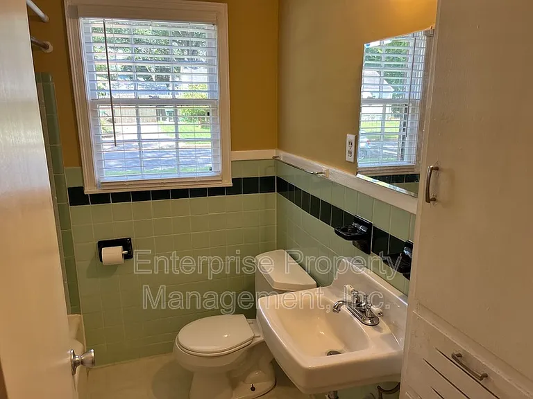 792 Saint Nick Dr — Photo 3