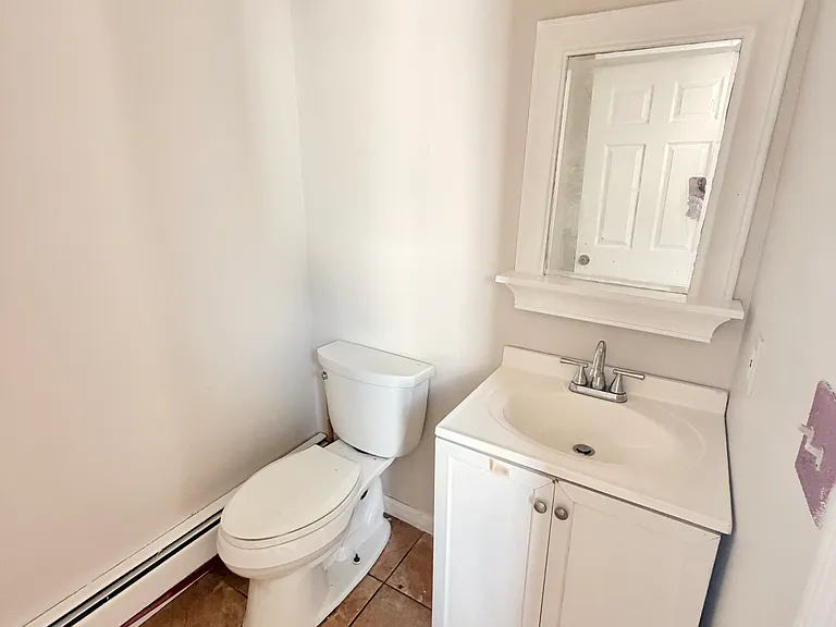 558 Columbia Ave #1 — Photo 10
