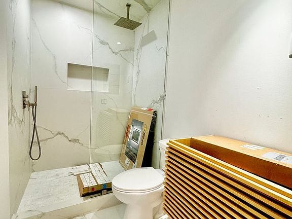 2nd image of 1540 Brockton Ave APT 201
