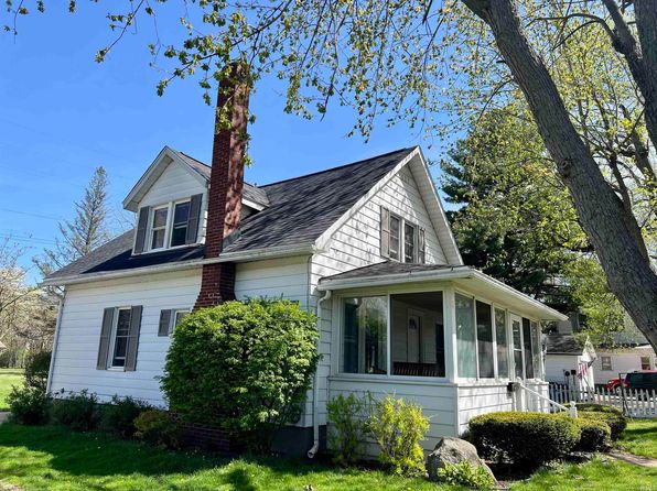 206 Fife St, Plymouth, IN 46563
