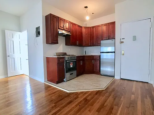 Rented by Sovereign Realty NYC | media 13