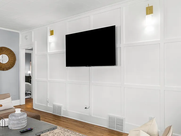419 S Kenwood Ave — Photo 5