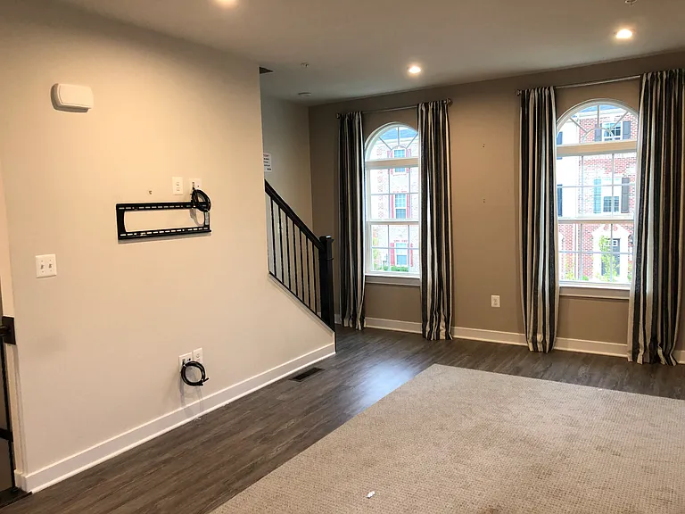2nd floor Living room