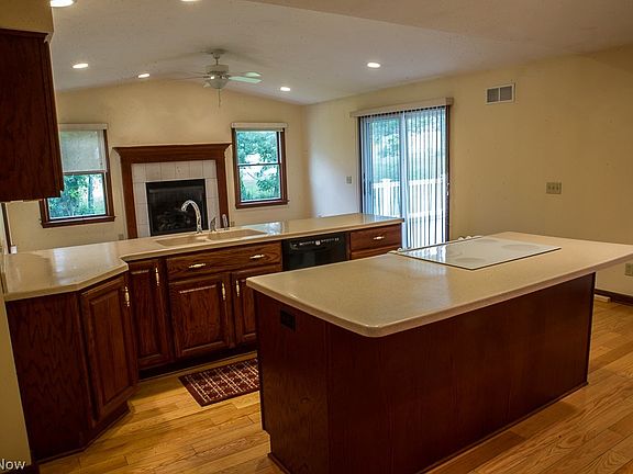 4th image of 14034 Highview Dr