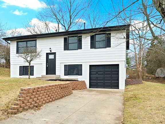 2nd image of 7779 Rhumba Dr