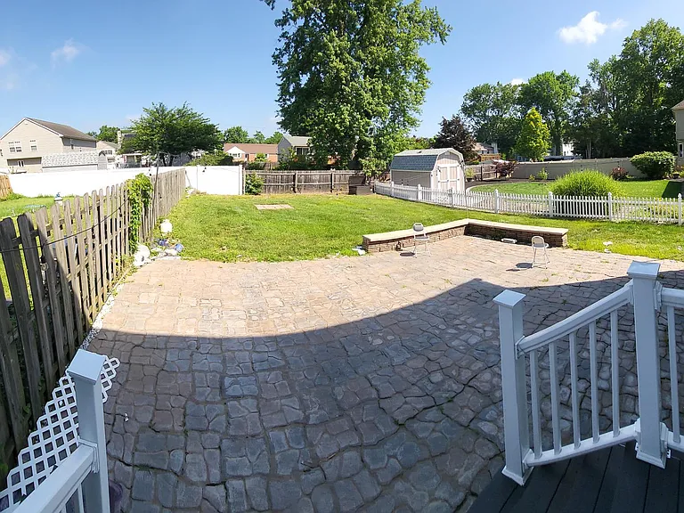 721 Drake Ave — Photo 24