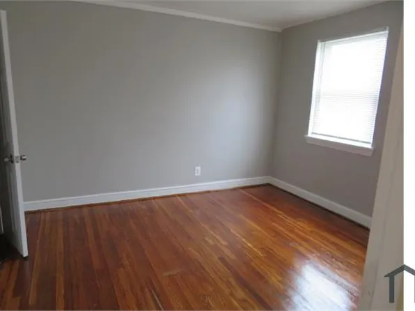 864 Benninghaus Rd, Baltimore, MD 21212