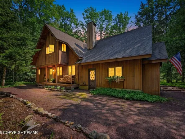 1177 Deer Trail Rd, Pocono Pines, PA 18350