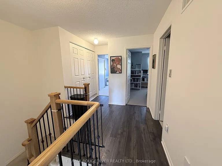 906 Audley Rd N — Photo 37