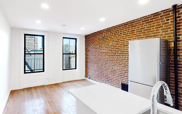 Rented by Freestone Property Group | media 4