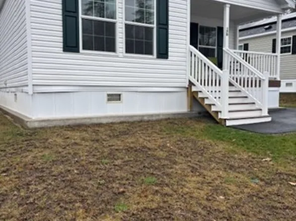 170 Nijal Ct, Fitchburg, MA 01420
