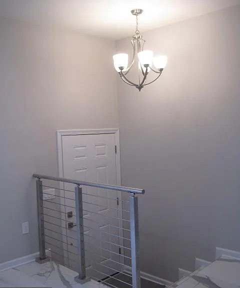 110 Villa Capri Cir — Photo 17