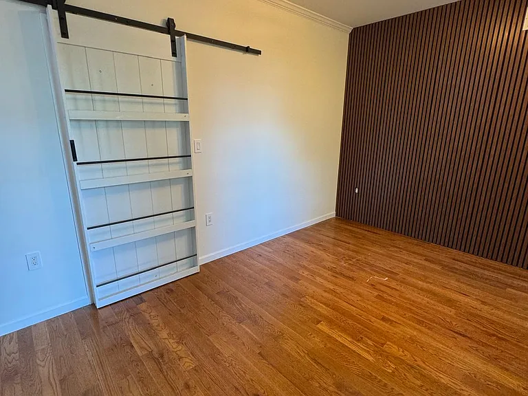 189 Terrace Ave #1 — Photo 11