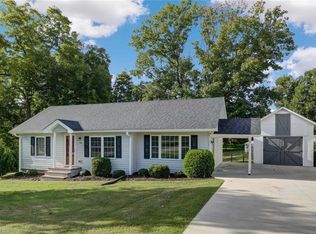 146 Narrow Gauge Rd, Reidsville, NC 27320