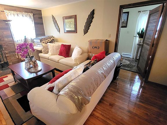 5th image of 1 Lawrence Road