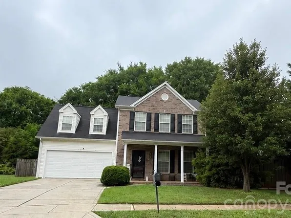 9025 Davis Crossing Ct, Charlotte, NC 28269