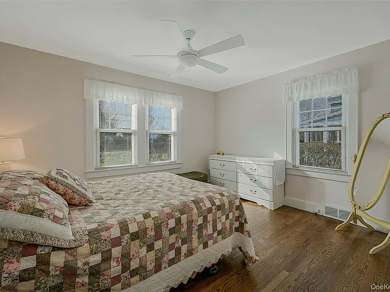 425 Old Shipyard Ln — Photo 20