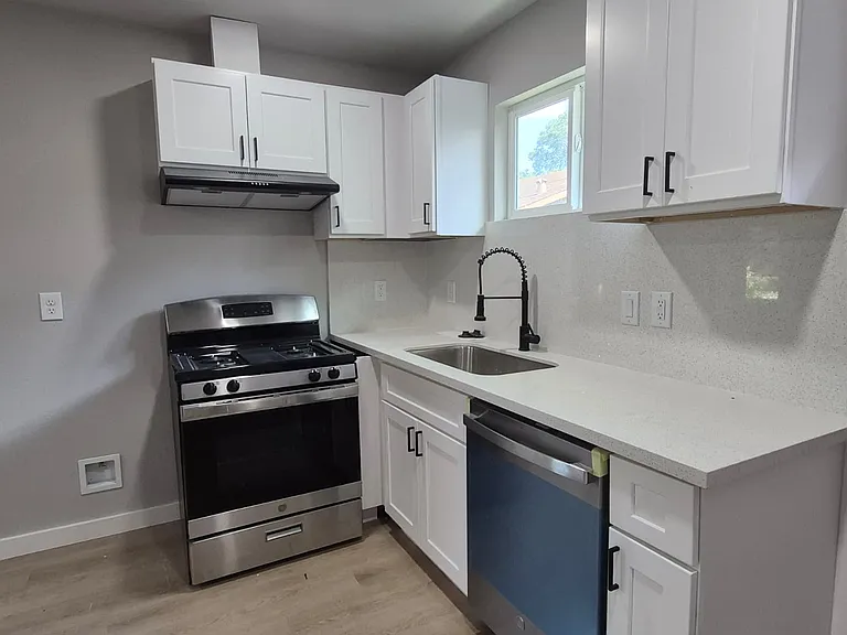 7909 Ford St #3 — Photo 6